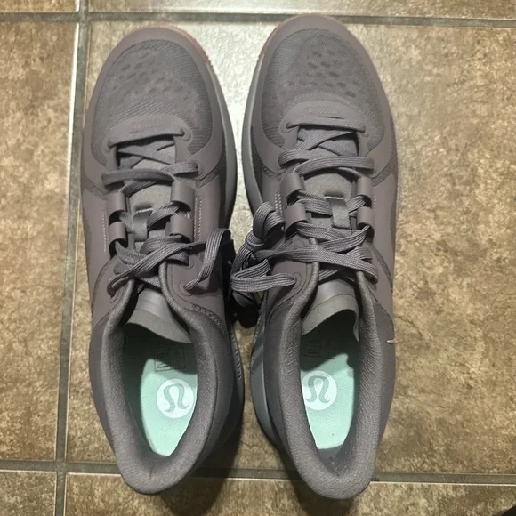 Lululemon Strongfield Training Shoe size 11 - Picture 10 of 12
